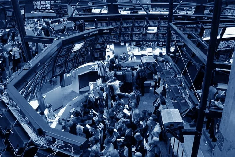 Capital markets trading floor